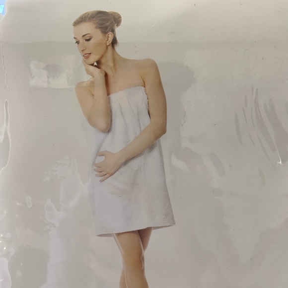 Taupe Shower Wrap - Picture 1 of 6